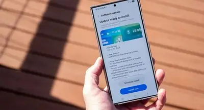 Smartphone showing a software update ready to install